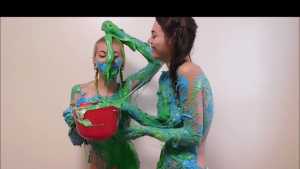 kaydens-and-jade-stuck-to-each-other_5.j